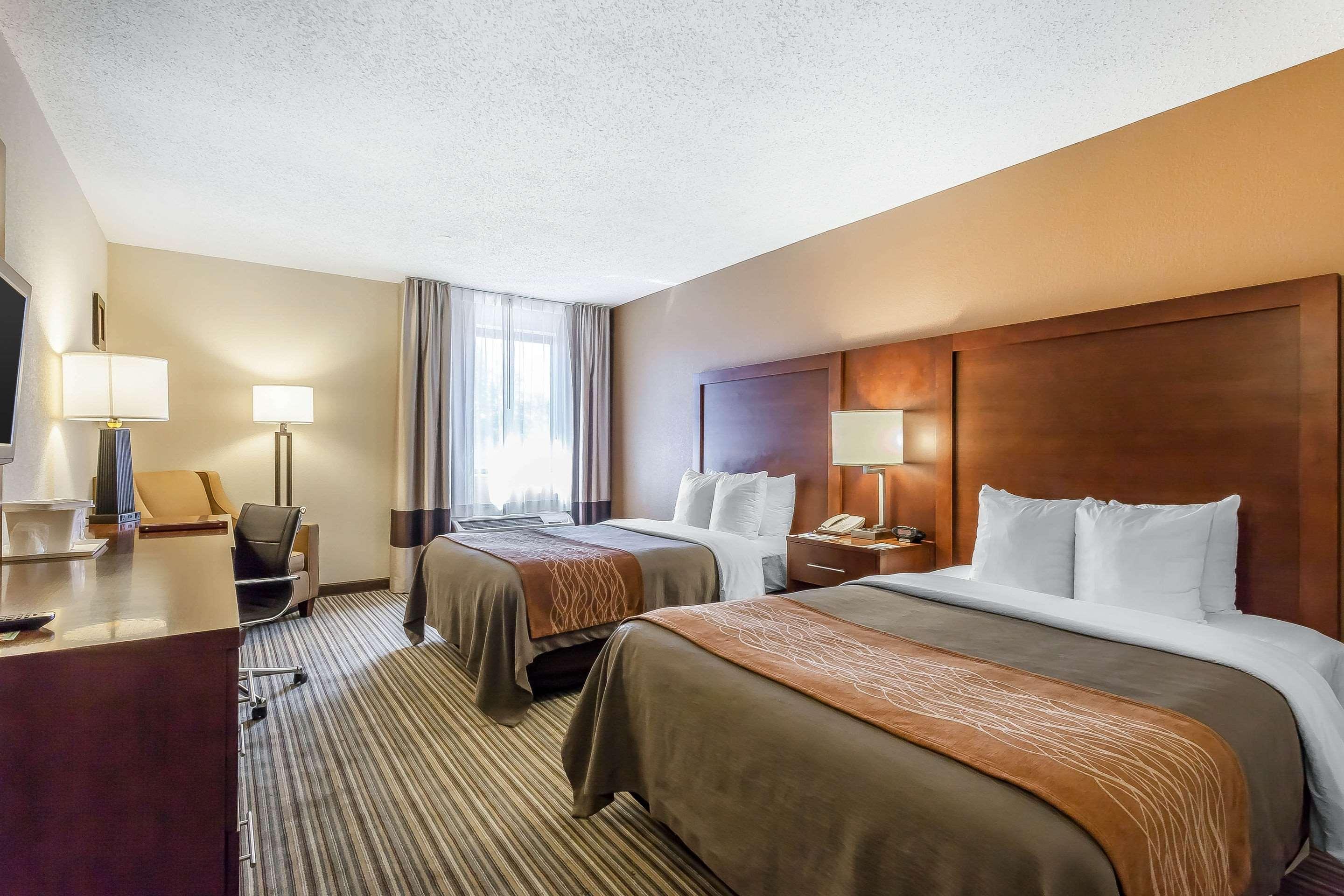 Comfort Inn - Hall Of Fame Canton Bagian luar foto