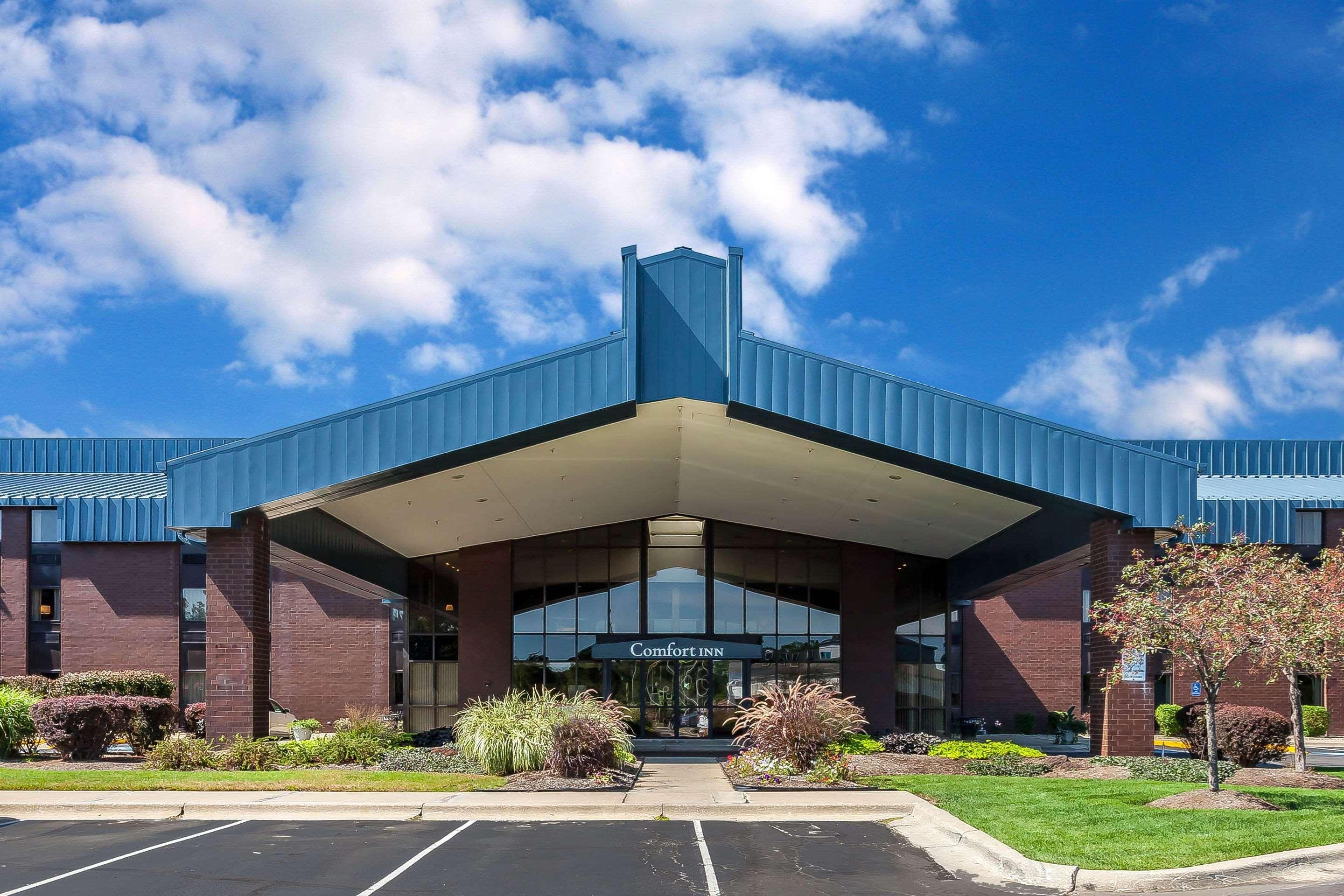Comfort Inn - Hall Of Fame Canton Bagian luar foto